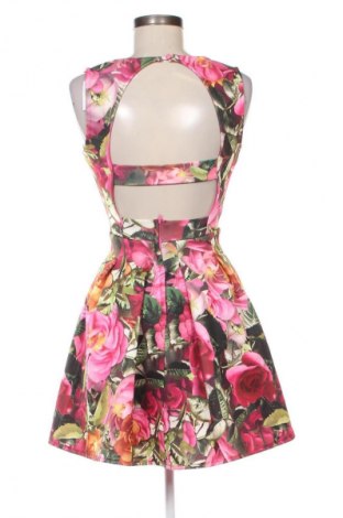 Kleid Rt, Größe M, Farbe Mehrfarbig, Preis 20,99 €