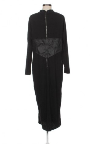 Kleid SHEIN, Größe XXL, Farbe Schwarz, Preis 31,99 €