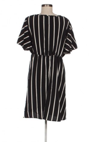 Kleid SHEIN, Größe XL, Farbe Mehrfarbig, Preis 20,99 €