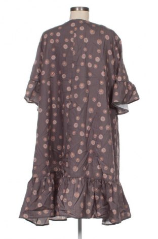 Šaty  SHEIN, Velikost 3XL, Barva Vícebarevné, Cena  289,00 Kč