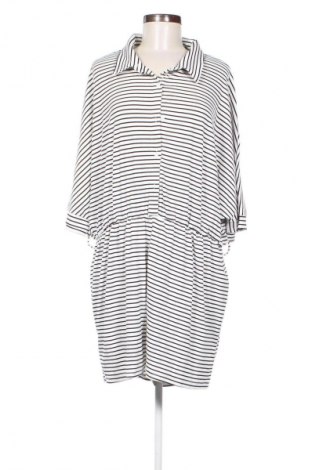 Sukienka SHEIN, Rozmiar 3XL, Kolor Kolorowy, Cena 67,99 zł