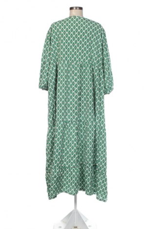 Φόρεμα SHEIN, Μέγεθος 3XL, Χρώμα Πολύχρωμο, Τιμή 18,99 €