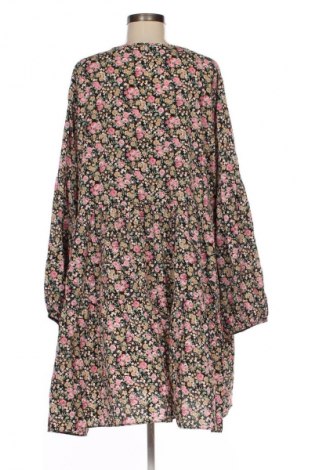 Kleid SHEIN, Größe 3XL, Farbe Mehrfarbig, Preis € 20,99