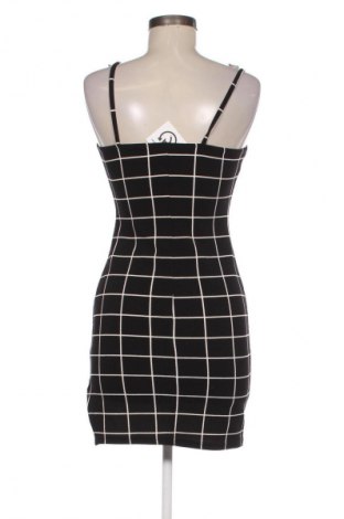 Kleid Shen, Größe M, Farbe Mehrfarbig, Preis 14,83 €