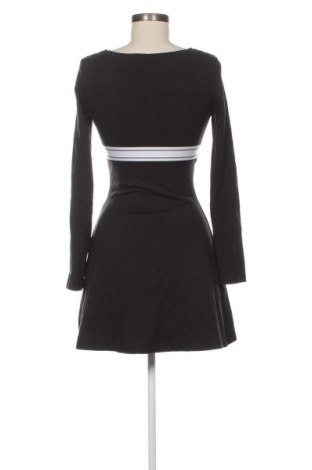 Sukienka Tommy Jeans, Rozmiar S, Kolor Czarny, Cena 222,99 zł