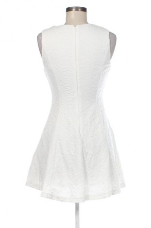 Φόρεμα Unbranded, Μέγεθος S, Χρώμα Λευκό, Τιμή 11,99 €
