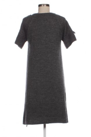 Kleid Unbranded, Größe M, Farbe Grau, Preis 20,99 €