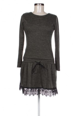 Kleid Unbranded, Größe S, Farbe Grün, Preis € 13,99