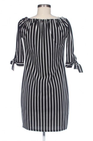Kleid Unbranded, Größe M, Farbe Mehrfarbig, Preis 29,67 €