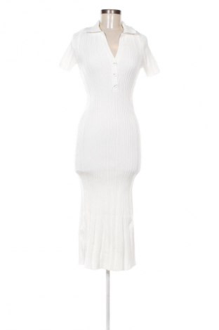 Ruha Unbranded, Méret M, Szín Fehér, Ár 11 299 Ft
