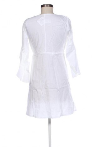 Ruha Unbranded, Méret L, Szín Fehér, Ár 5 800 Ft