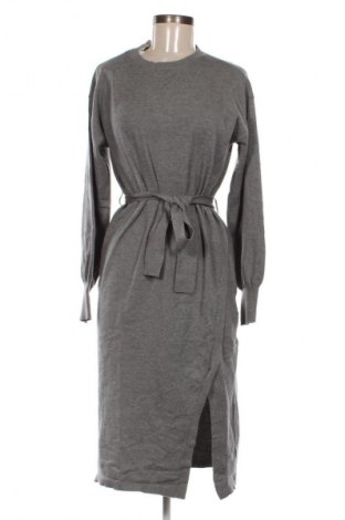 Kleid VILA, Größe M, Farbe Grau, Preis 53,99 €