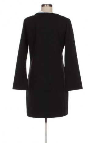 Kleid VILA, Größe XL, Farbe Schwarz, Preis 42,99 €