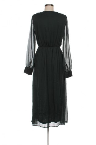 Kleid VILA, Größe M, Farbe Grün, Preis 53,99 €