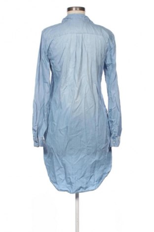 Kleid Vero Moda, Größe M, Farbe Blau, Preis 53,99 €
