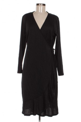 Sukienka Vero Moda, Rozmiar S, Kolor Czarny, Cena 111,99 zł