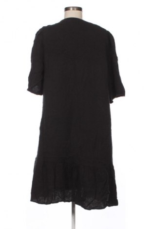 Šaty  Vero Moda, Velikost XL, Barva Černá, Cena  439,00 Kč