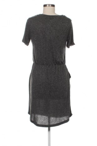 Šaty  Vero Moda, Velikost M, Barva Vícebarevné, Cena  999,00 Kč