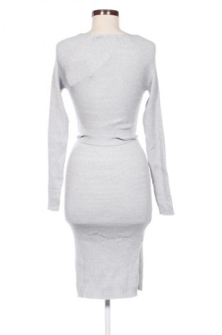 Sukienka Vero Moda, Rozmiar S, Kolor Szary, Cena 227,99 zł