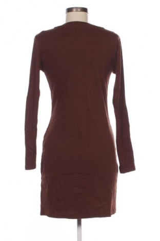 Рокля Zara, Размер M, Цвят Кафяв, Цена 34,99 лв.