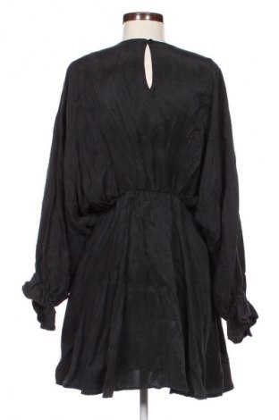 Kleid Zara, Größe M, Farbe Grau, Preis 14,00 €