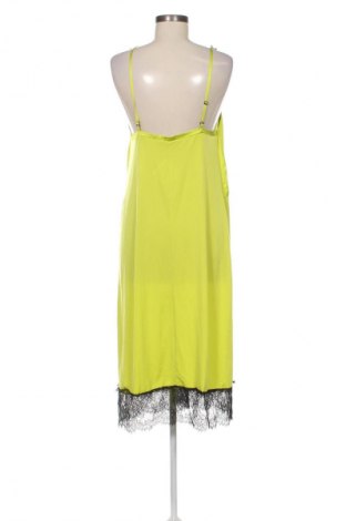 Kleid Zara, Größe M, Farbe Grün, Preis 23,99 €