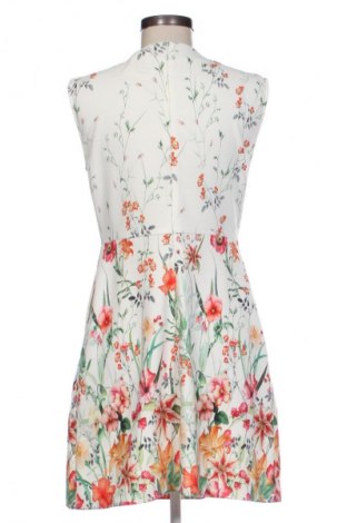 Kleid Zara, Größe M, Farbe Mehrfarbig, Preis 14,62 €