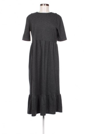 Рокля Zara, Размер M, Цвят Многоцветен, Цена 33,97 лв.