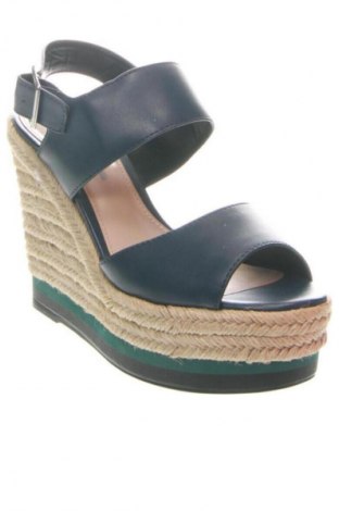Σανδάλια Charles & Keith, Μέγεθος 37, Χρώμα Μπλέ, Τιμή 47,24 €