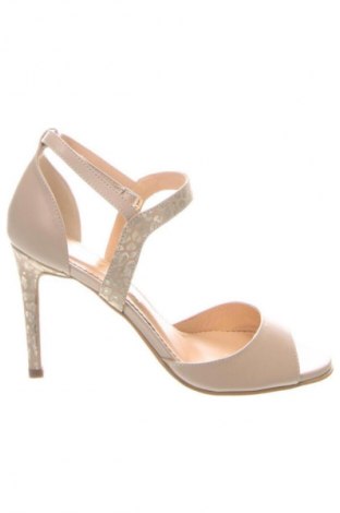 Sandalen Guban, Größe 36, Farbe Mehrfarbig, Preis 66,09 €