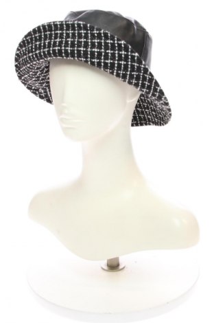 Mütze Stradivarius, Farbe Schwarz, Preis € 12,63