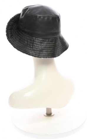 Mütze Stradivarius, Farbe Schwarz, Preis € 12,63