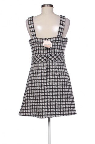 Latzkleid Orsay, Größe M, Farbe Mehrfarbig, Preis 23,34 €