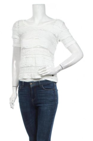 Bluzka damska H&M L.O.G.G., Rozmiar S, Kolor Biały, 49% poliamid, 46% bawełna, 5% elastyna, Cena 24,95 zł