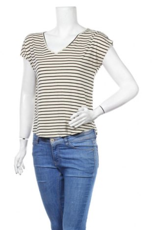 Γυναικεία μπλούζα Lindex, Μέγεθος S, Χρώμα  Μπέζ, 55% lyocell, 45% βισκόζη, Τιμή 16,89 €