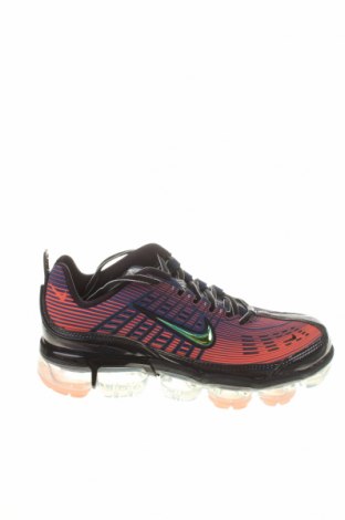 Дамски обувки Nike, Размер 39, Цвят Многоцветен, Еко кожа, текстил, Цена 237,22 лв.