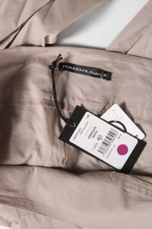 Дамски панталон Mado Et Les Autres, Размер M, Цвят Бежов, Цена 95,40 лв.