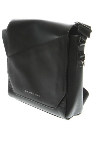 Чанта Tommy Hilfiger, Цвят Черен, Цена 281,00 лв.