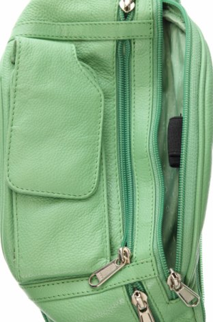 Hüfttasche, Farbe Grün, Preis 13,22 €