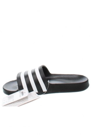 Papuci Adidas, Mărime 40, Culoare Negru, Preț 236,84 Lei