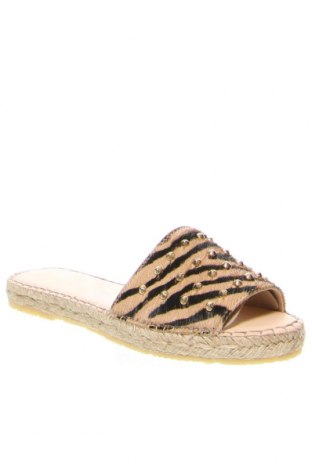 Hausschuhe Carvela, Größe 38, Farbe Grün, Preis 56,51 €