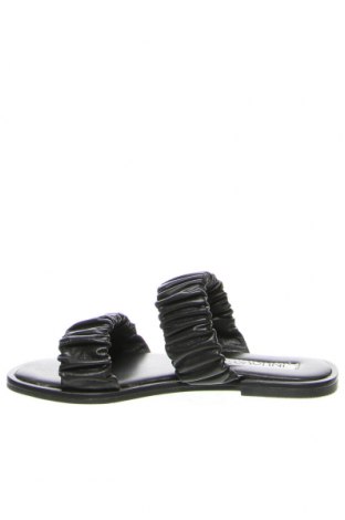 Papuci Inuovo, Mărime 36, Culoare Negru, Preț 367,10 Lei