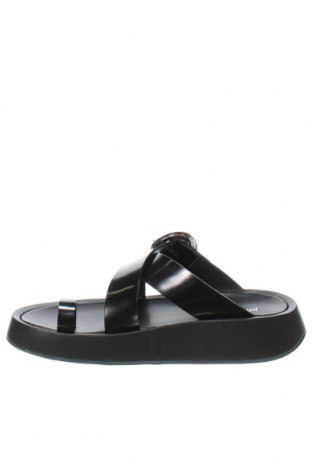 Papuci Jeffrey Campbell, Mărime 36, Culoare Negru, Preț 554,60 Lei