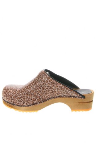 Pantofle Sanita, Velikost 38, Barva Vícebarevné, Cena  629,00 Kč