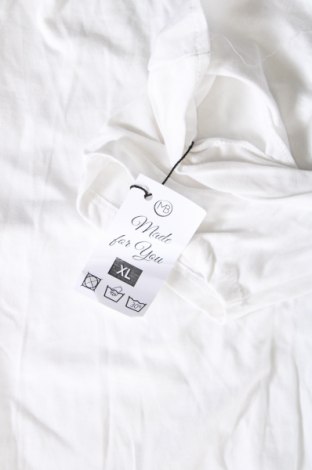 Дамска блуза, Размер L, Цвят Бял, Цена 18,53 лв.