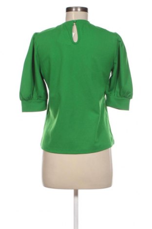 Дамска блуза, Размер S, Цвят Зелен, Цена 10,91 лв.