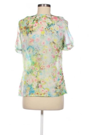 Дамска блуза, Размер M, Цвят Многоцветен, Цена 4,75 лв.