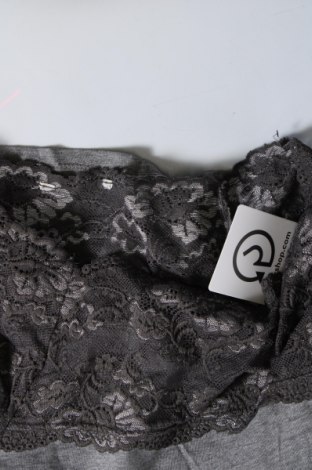 Damen Shirt, Größe XS, Farbe Grau, Preis 3,97 €