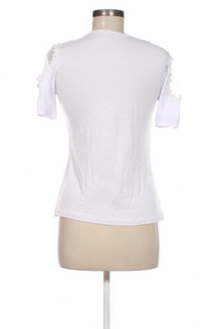 Дамска блуза, Размер M, Цвят Бял, Цена 10,26 лв.