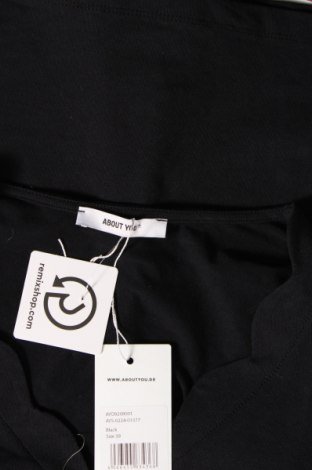 Γυναικεία μπλούζα About You, Μέγεθος M, Χρώμα Μαύρο, Τιμή 8,30 €